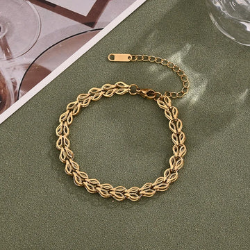 A Bracelet (String Length: 170 60mm)