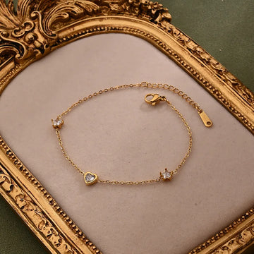 Rhinestone Love Five-Pointed Star Bracelet (Gold)