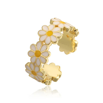 Golden White Daisy Ring
